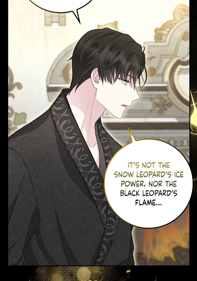 Read baby snow leopard of the black leopard family Manga Online